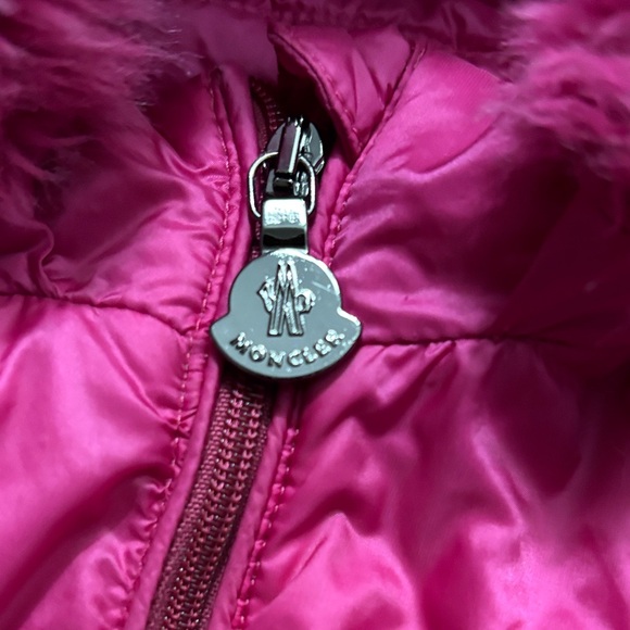 Moncler ATLANTIQUE GUIBOTTO Fuchsia Puffer Jacket 12-18 months - Picture 13 of 17